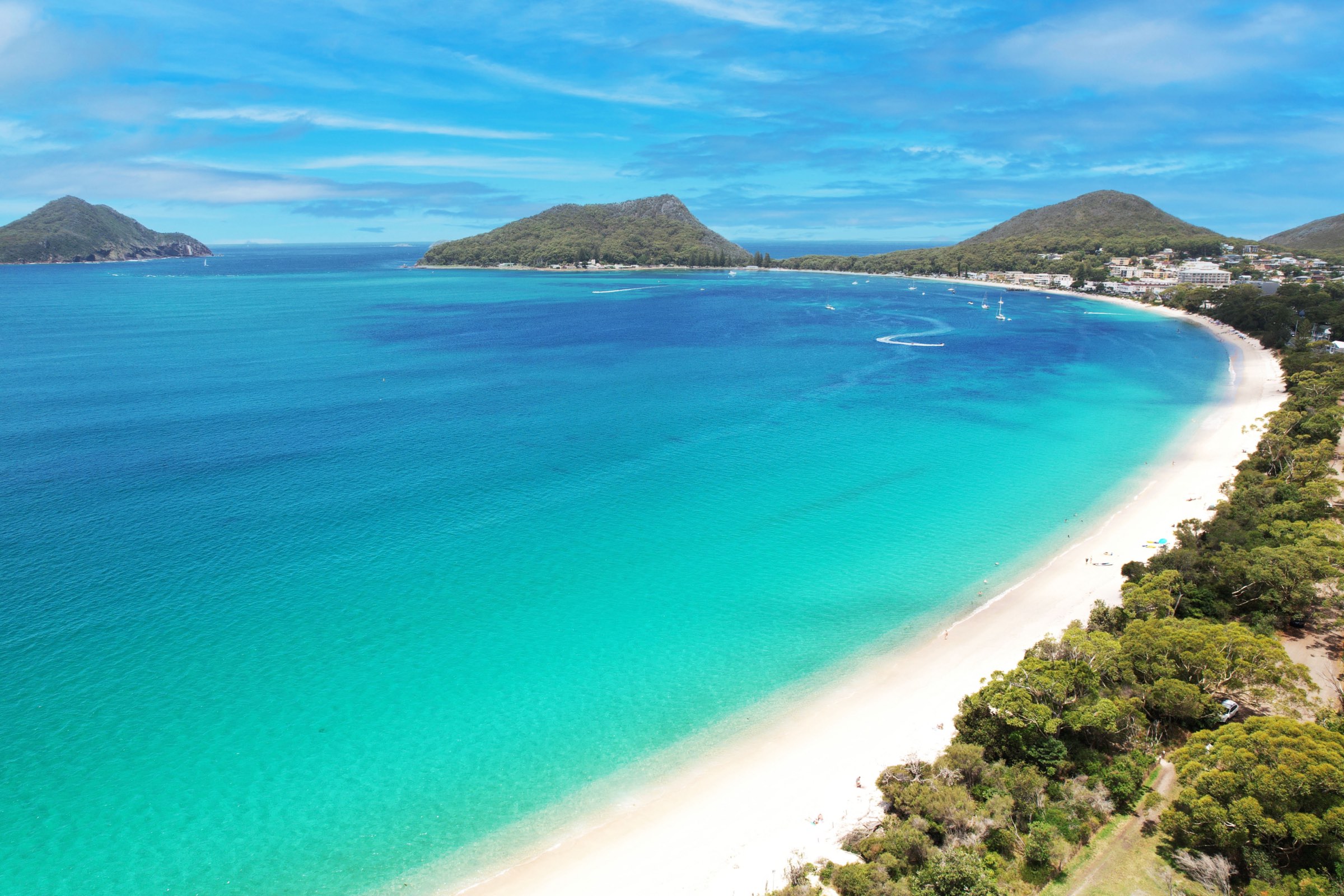Coastal Lifestyle Factors Influencing Long-Term Residential Property Demand in Harbour Towns